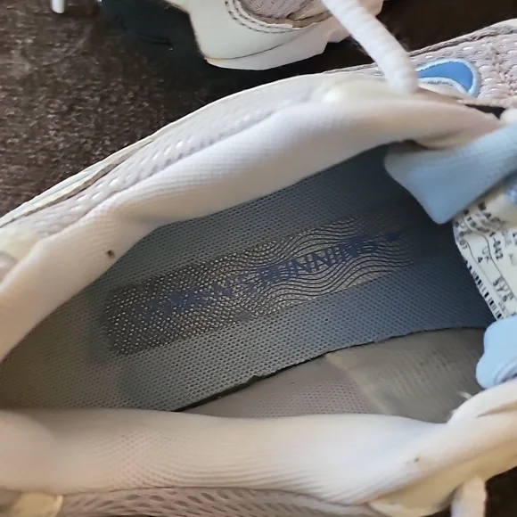 Nike Air Women's Running Shoes 🩵🩵🩵 - Picture 6 of 9